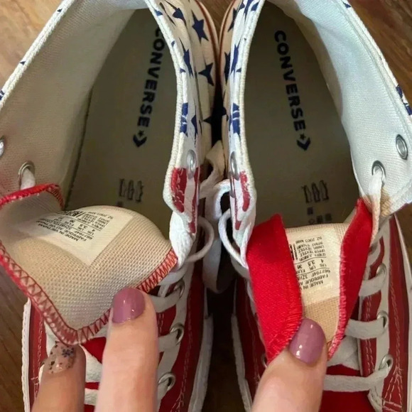 Converse Youth Kid’s Unisex American Flag High Top Sneakers - Size 4 like new - Picture 13 of 16